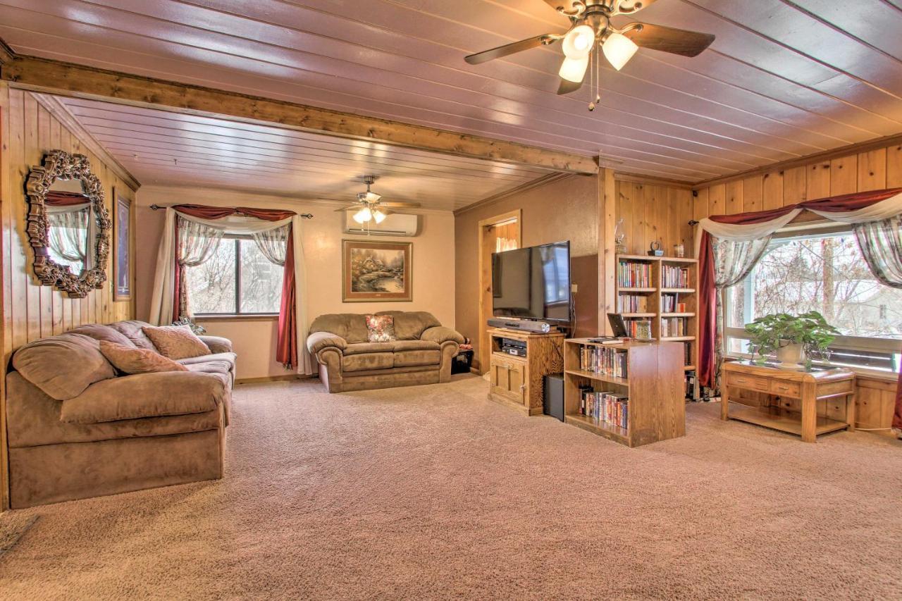 Cozy Home With Hot Tub Half Mi To Salmon River! Exteriér fotografie