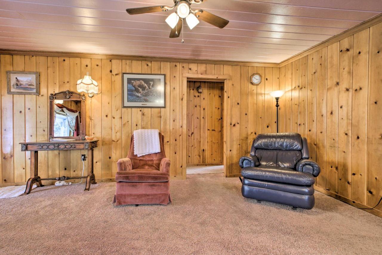 Cozy Home With Hot Tub Half Mi To Salmon River! Exteriér fotografie