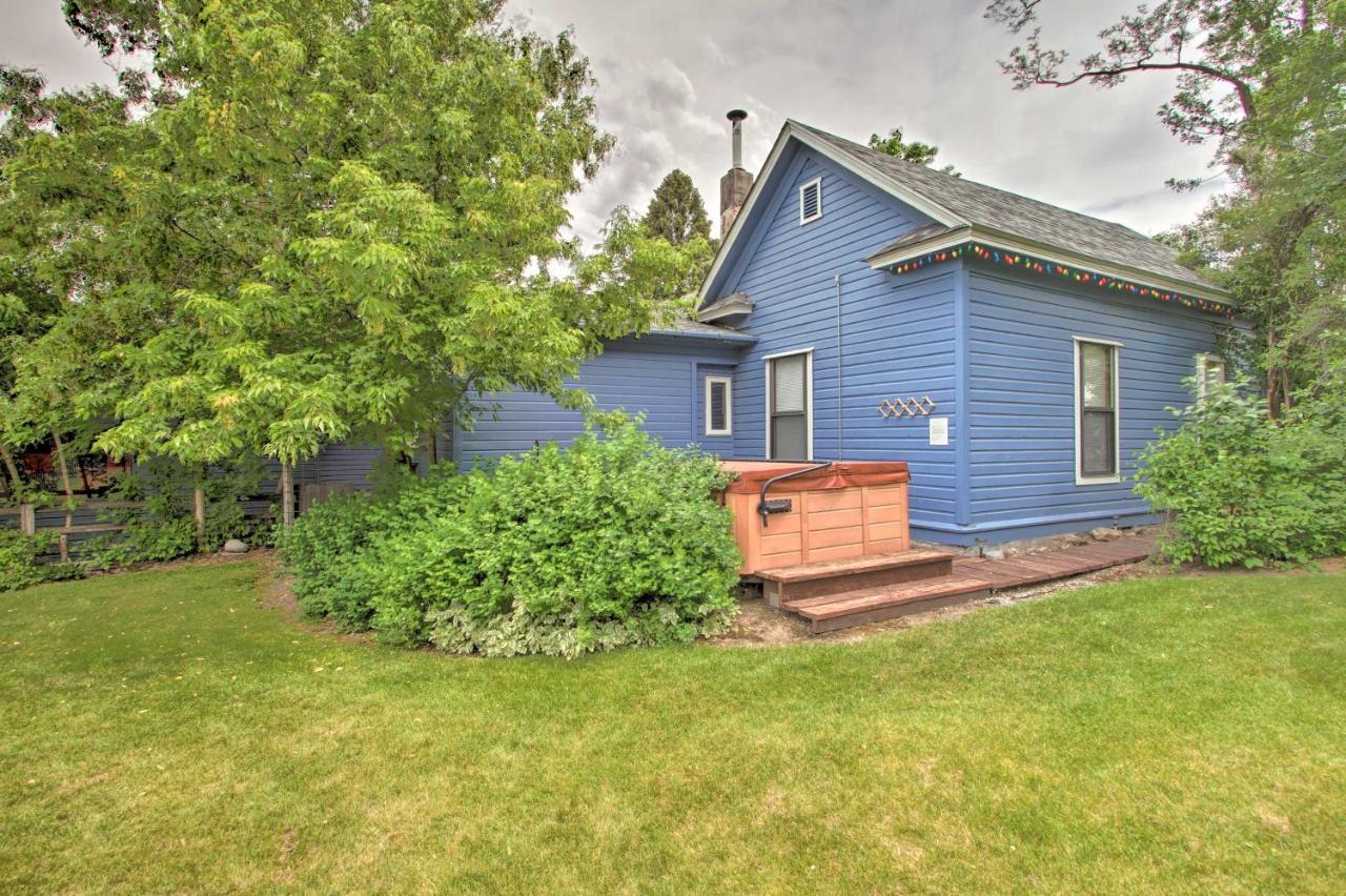 Cozy Home With Hot Tub Half Mi To Salmon River! Exteriér fotografie